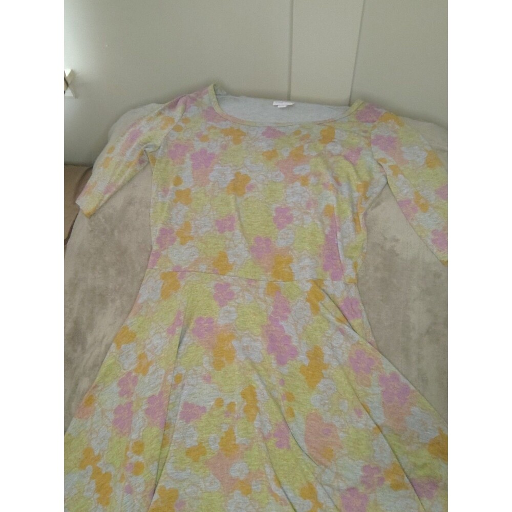 LuLaRoe Floral Fit & Flare Jersey Knee Dress Yellow Pink Scoop Neck 3/4 Sleeve M